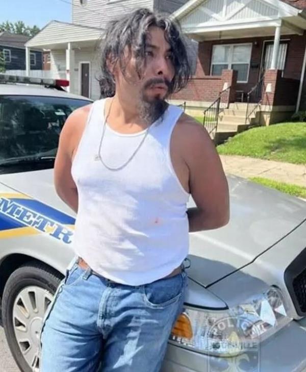 Jo<em></em>nna Wilson, chained neck, Kentucky, police, free, video, screaming, naked, Moises May