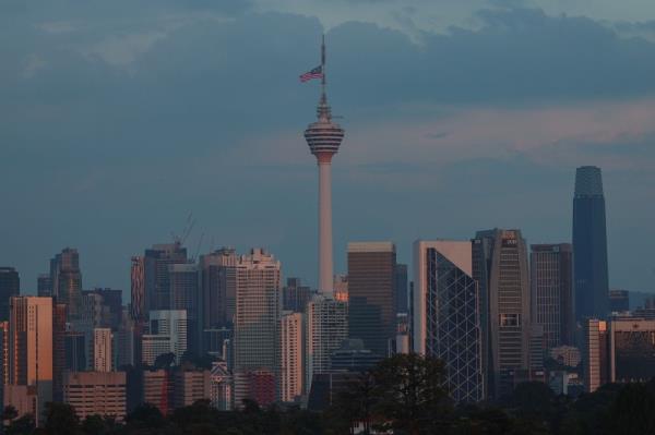 Former BNM deputy governor: Malaysia's 'emotional' leaders more focused on 'self-glorifying' internatio<em></em>nal stunts, risk antago<em></em>nising eco<em></em>nomic partners