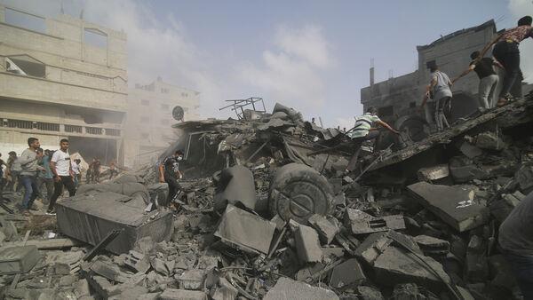 Israel strikes Gaza, Syria and West Bank as other fro<em></em>nts threaten to ignite