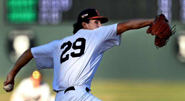 夏季棒球报道：西梅包装工队狂轰30分，锁定CCL季后赛席位