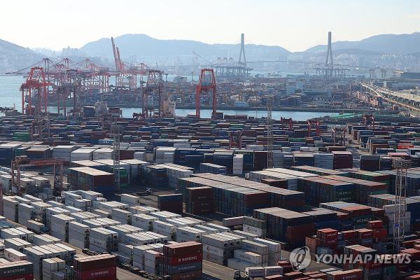 A black screen at the Korea Exchange shows that Samsung Electro<em></em>nics Co. rose 1.83 percent to close at 78,000 won on Dec. 27, 2023. (Yonhap)