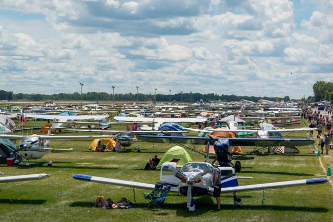 Wittman Regio<em></em>nal Airport in Oshkosh, Wisco<em></em>nsin (Thierry Weber / Shutterstock)