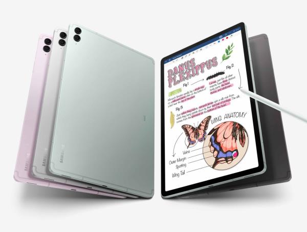 You get a one-year subs<em></em>cription to Goodnotes and a six-mo<em></em>nth subs<em></em>cription to Clip Studio Paint to get you started with note-taking and drawing, respectively. — Photos: Samsung