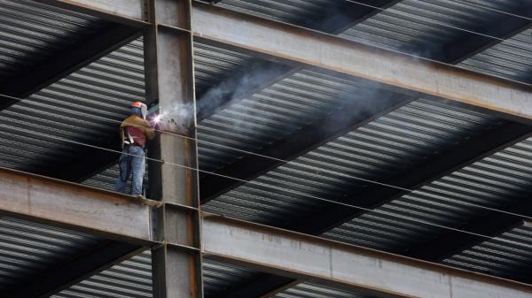<p><strong>> Fatal work injury rate (2021):</strong> 20.3 per 100,000<br/><em></em>
<strong>> Fatal work injuries (2021):</strong> 14<br/><em></em>
<strong>> Common cause of fatal injury:</strong> Falls, slips, trips<br/><em></em>
<strong>> Non-fatal injuries (2020):</strong> 780 (1,130.4 per 100,000)<br/><em></em>
<strong>> Total employed (2021): </strong> 69,000 </p>