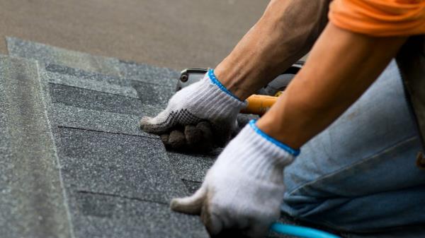 <p><strong>> Fatal work injury rate (2021):</strong> 72.4 per 100,000<br/><em></em>
<strong>> Fatal work injuries (2021):</strong> 115<br/><em></em>
<strong>> Common cause of fatal injury:</strong> Falls, slips, trips<br/><em></em>
<strong>> Non-fatal injuries (2020):</strong> 1,960 (1,234.3 per 100,000)<br/><em></em>
<strong>> Total employed (2021): </strong> 158,800<br/></p><p><strong></em>ntent=domestic-workers-hold-the-most-jobs-in-these-12-states&wsrlui=8119738212">ALSO READ: Domestic Workers Hold The Most Jobs in These 12 States</strong></p>