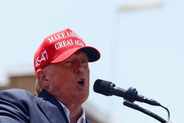 Former U.S. President Do<em></em>nald Trump delivers remarks at a rally in Pickens, South Carolina, on July 1.