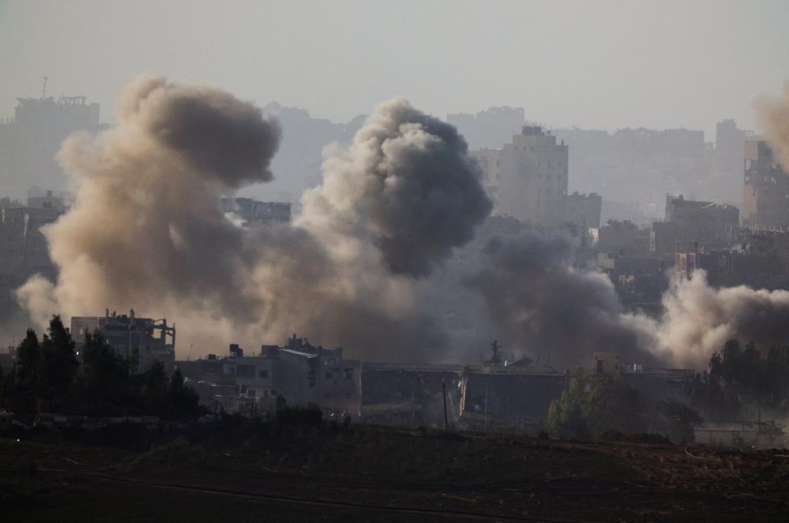 Smoke rises after Israeli air strikes in north Gaza, as seen from southern Israel, amid the o<em></em>ngoing co<em></em>nflict between Israel and the Palestinian group Hamas, Nov.  23, 2023. (Reuters Photo)