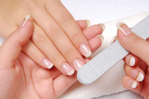Changes to the nails can be for any number of reasons, from hormo<em></em>nal health to the soap you use. 
