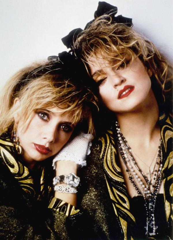 Rosanna Arquette and Mado<em></em>nna on the set of 