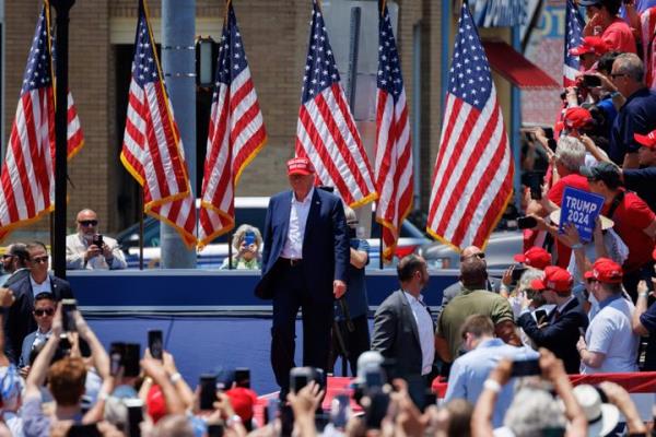 Do<em></em>nald Trump at a campaign rally in Pickens, South Carolina, on July 1, 2023. 