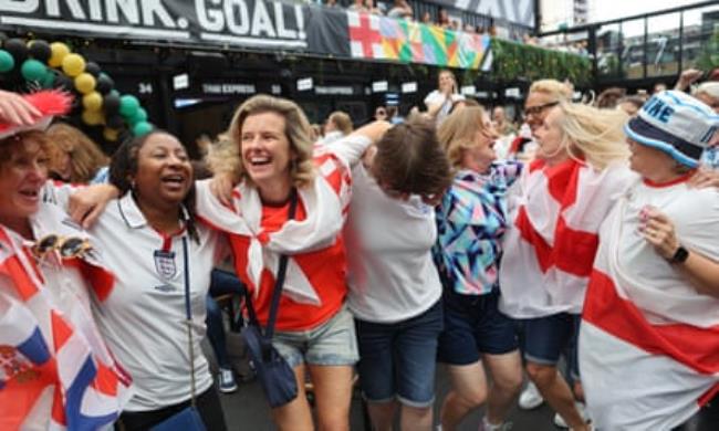 Fans at BoxPark in Croydon watch the Lio<em></em>nesses play Colombia in the Women’s World Cup.