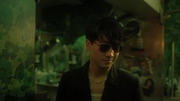 <p><strong>> Popularity score:</strong> 2.58<br/><em></em>
<strong>> Highest rated movie:</strong> Fallen Angels (1995)<br/><em></em>
<strong>> Portrayed by:</strong> Leon Lai</p>