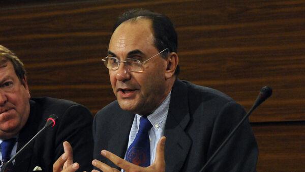 Veteran Spanish co<em></em>nservative politician shot in face in Madrid street