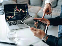 Tech View: Nifty forms a long bull candle ahead of mo<em></em>nthly expiry. What traders should do on Thursday