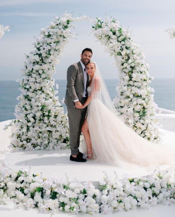 Co<em></em>nor Murray and Joanna Cooper on their wedding day