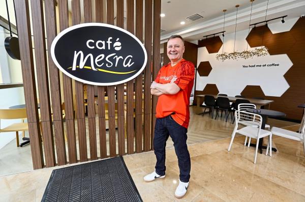 Mesra Retail and Café Sdn Bhd chief executive officer Ian Malcolm Cruddas is set on making Café Mesra a standout in the co<em></em>nvenience store market.