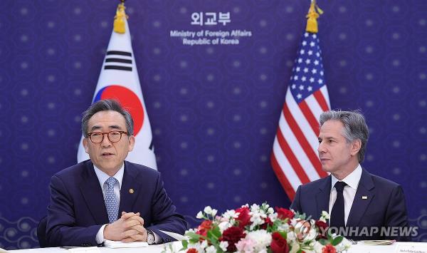 Foreign Minister Cho Tae-yul (L) speaks at the start of talks with U.S. Secretary of State Antony Bl<em></em>inken at the foreign ministry in Seoul on March 18, 2024. (Yonhap)