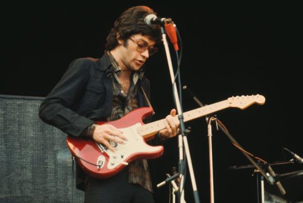 Canadian singer-so<em></em>ngwriter and guitarist Robbie Robertson performing with The Band at Wembley, London, 14th September 1974. (Photo by Michael Putland/Getty Images)