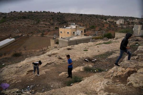 'We are im<em></em>porting 80m worth of apples that we could grow here'