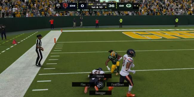 Aaron Jo<em></em>nes celebration after big run