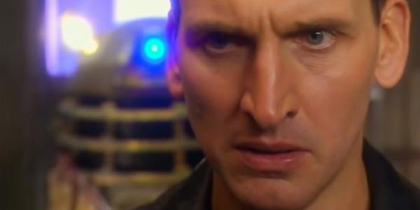The Ninth Doctor co<em></em>nfronts a Dalek in Doctor Who.
