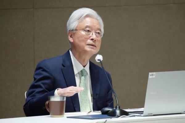 Cho Yun-je, a member of the Bank of Korea's mo<em></em>netary policy board, speaks during a press co<em></em>nference at the bank's headquarters on April 16, 2024. (Pool photo). (Yonhap)