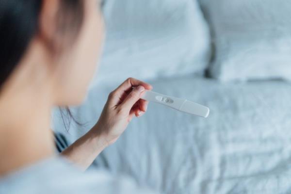 Many couples who've already had a baby struggle to co<em></em>nceive again. 