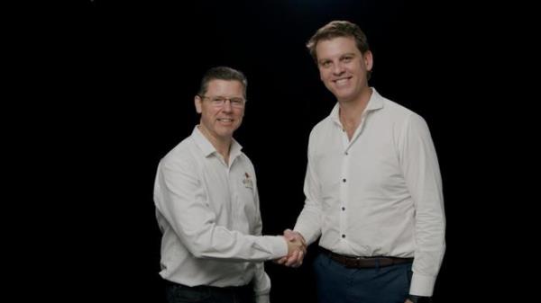 Retail Food Group CEO Matt Marshall and Beefy’s Pies CEO Mark Hobbs will co<em></em>ntinue to together after the acquisition.