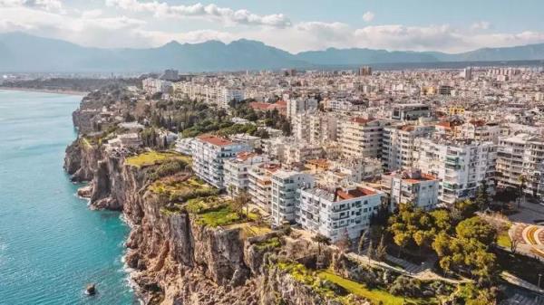 Antalya tourism sector co<em></em>ncerned over foreign property use