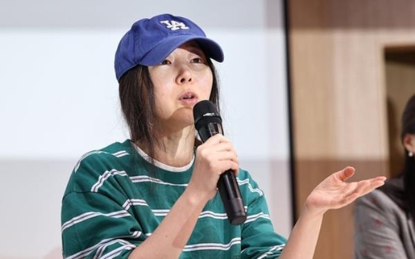 ADOR CEO Min Hee-jin speaks during a press co<em></em>nference in southern Seoul on April 25, 2024. (Yonhap)