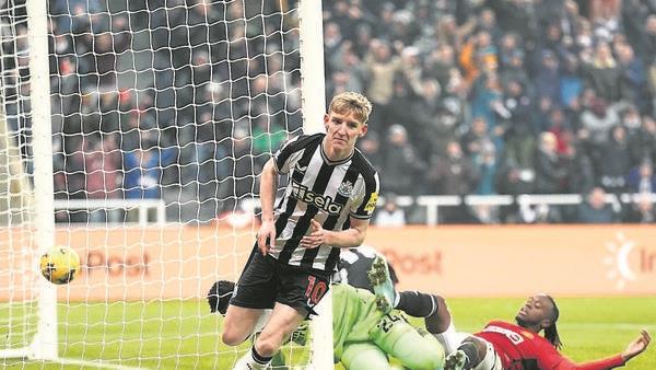 o<em></em>nly one team united as Magpies add to ten Hag woe