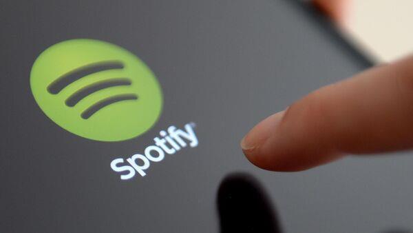 Spotify to axe a<em></em>bout 1,600 jobs to cut costs