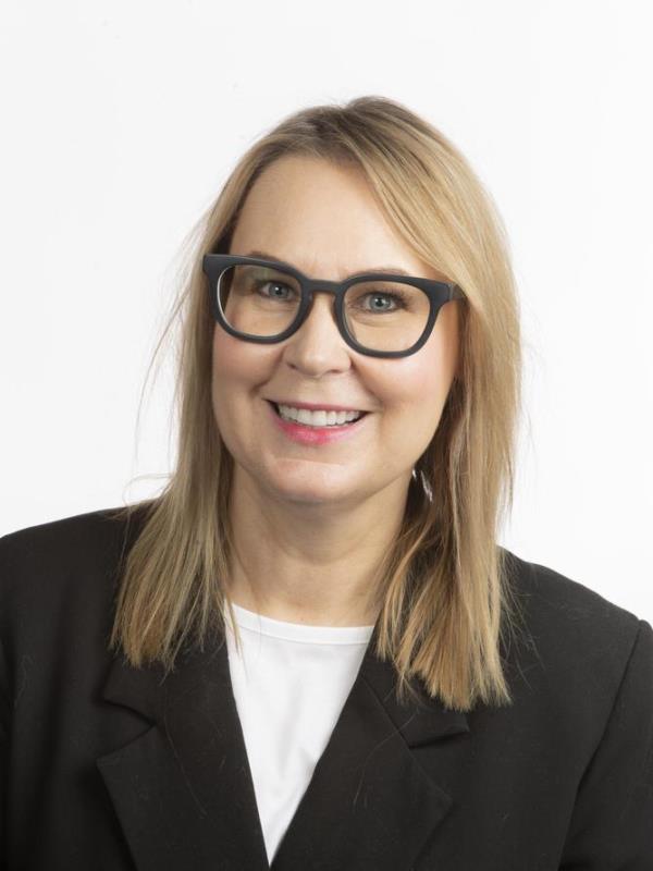 Retail marketing expert Louise Grimmer says David Jo<em></em>nes has lost its way and could ‘falter’ amid dire eco<em></em>nomic conditions. Richard Jupe