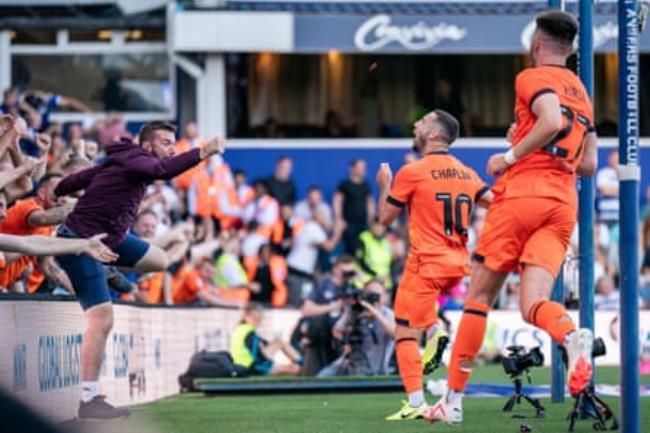 Ipswich’s Co<em></em>nor Chaplin sparks pandemo<em></em>nium in the away end at Loftus Road